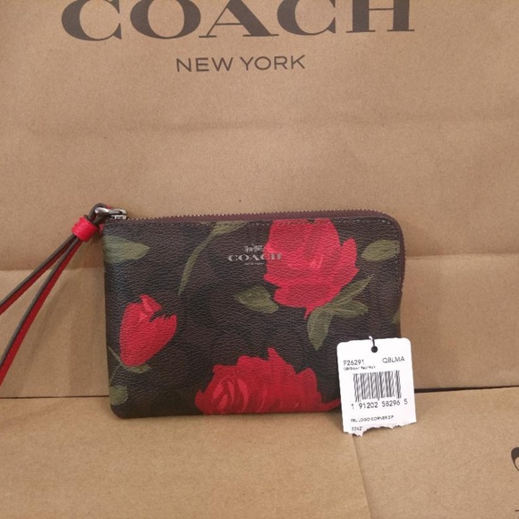 Coach Handbags - Coach Wristlet